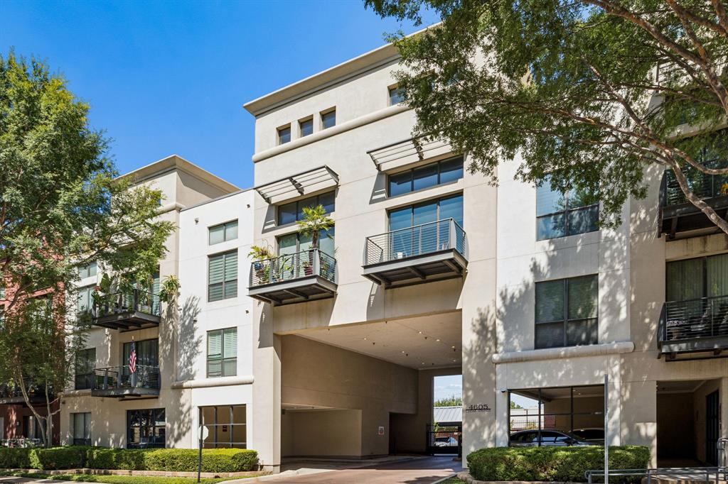 4605 Cedar Springs Road 218 — photo