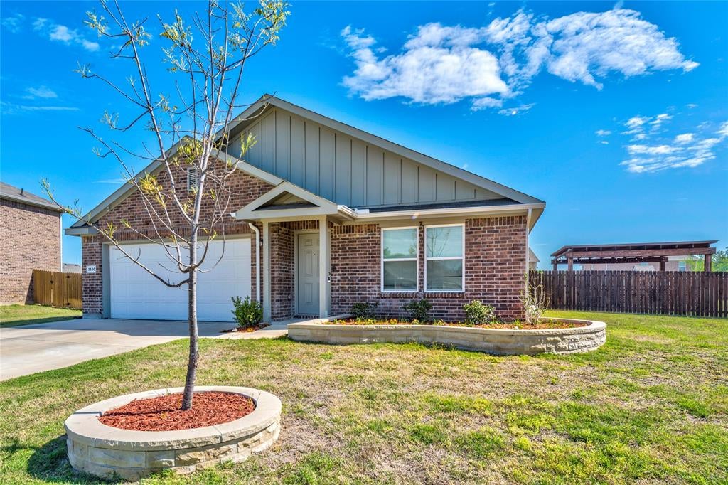 3640 Chestnut Oak Drive — photo