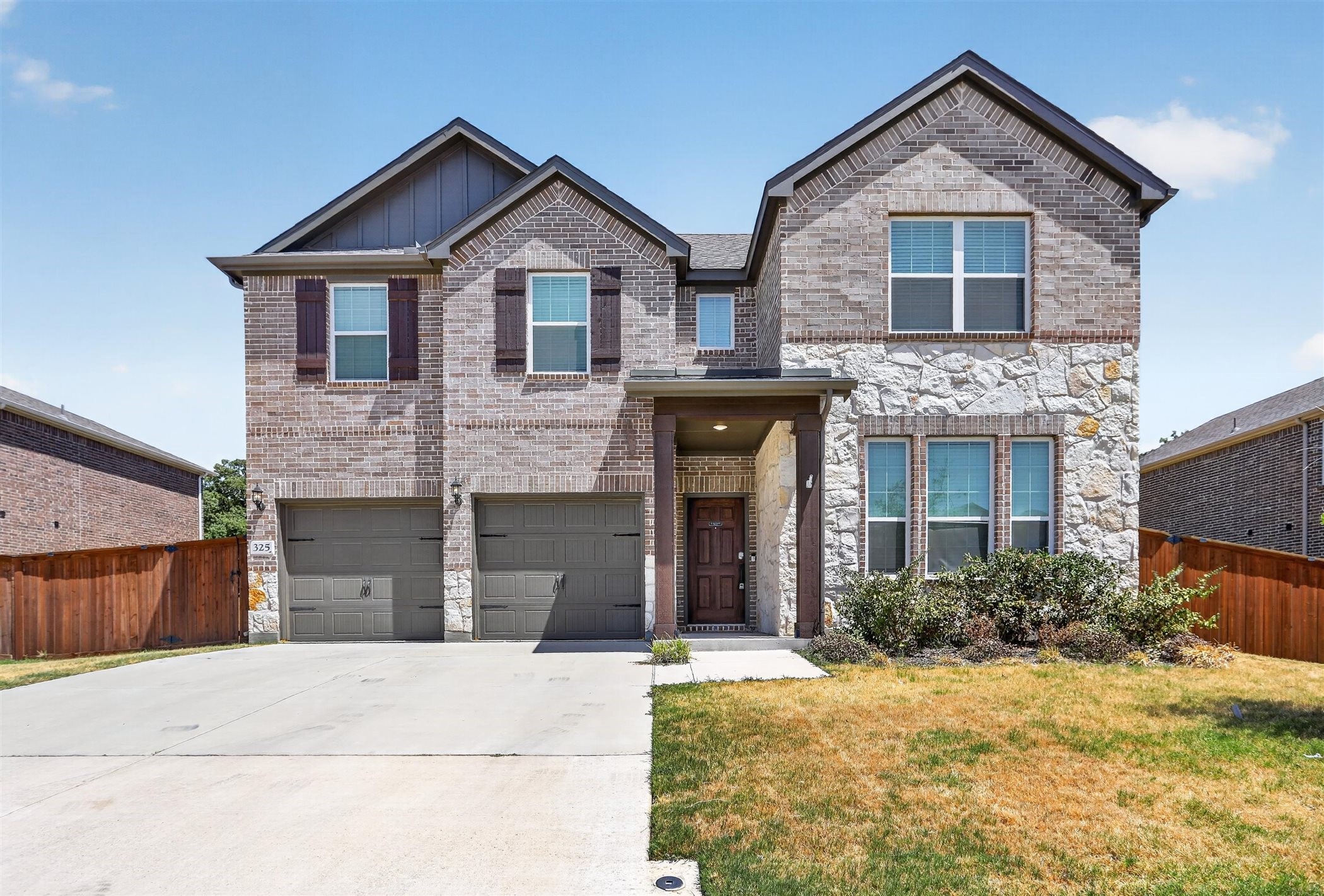 325 Rangars Ridge Place, Fort Worth, TX 76120