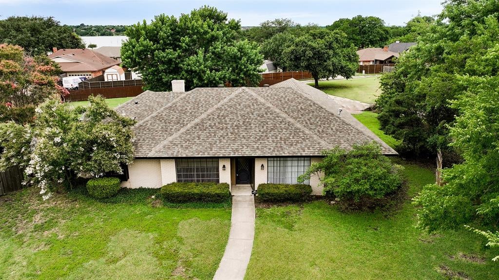 6809 Fawn Valley Place — photo
