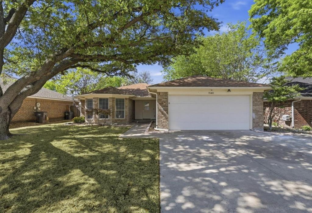 1140 W Hills Terrace — photo