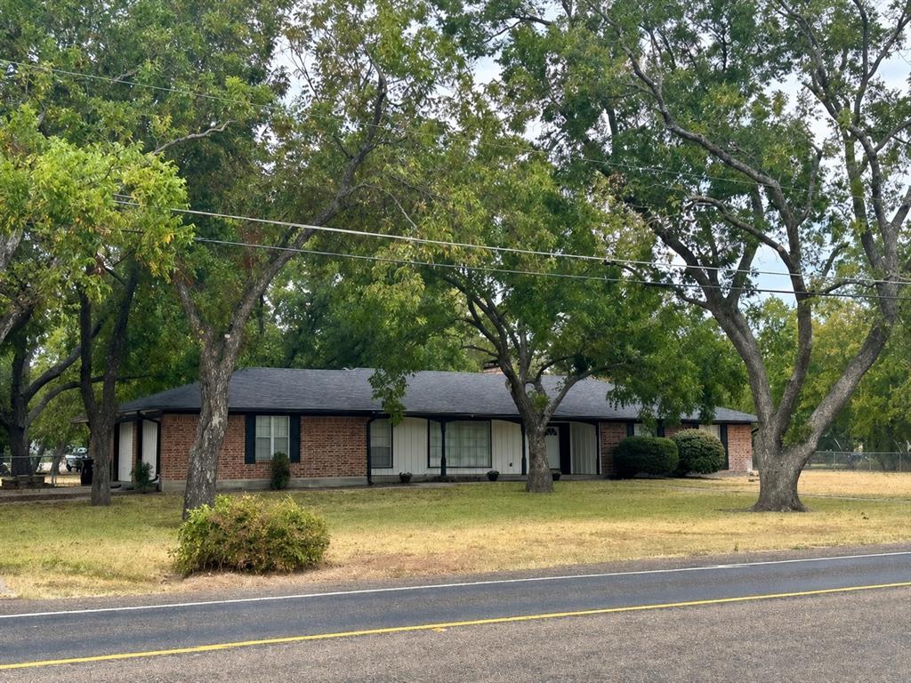 108 Lewis Street — photo