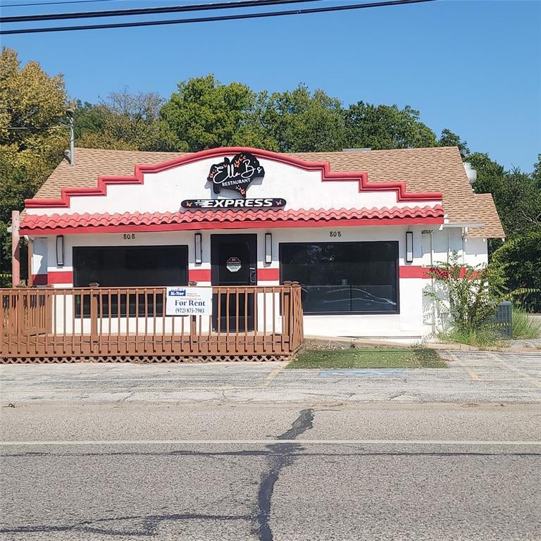 808 W Ennis Avenue — photo