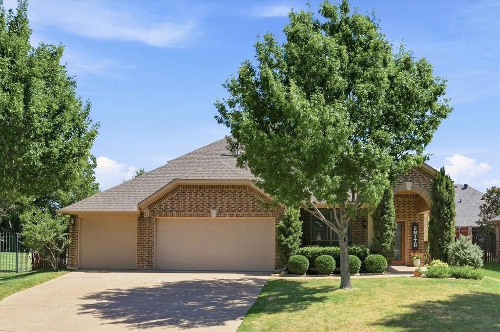 102 Chase Oaks Court — photo