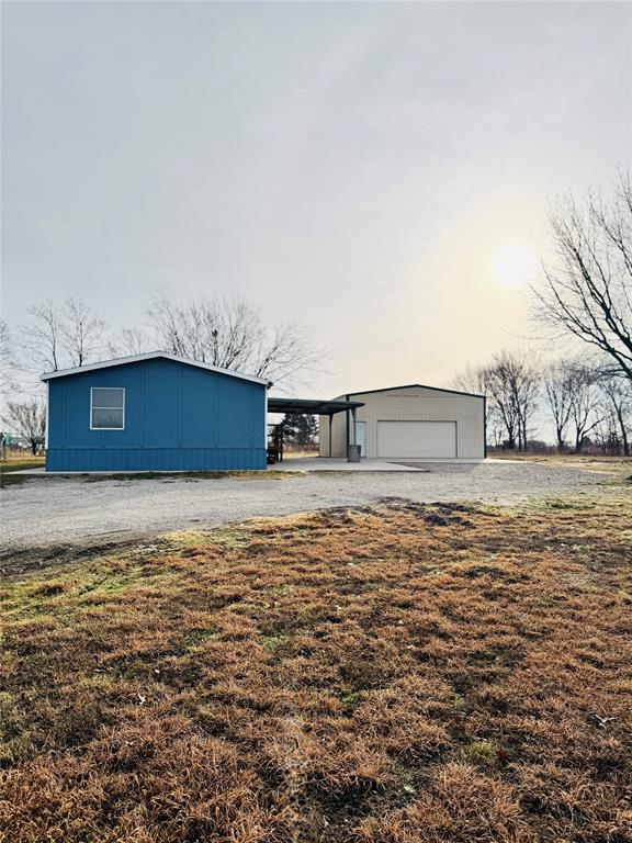 6553 Private Road 2270 — photo