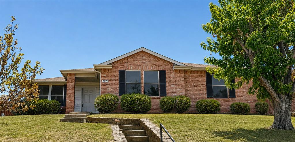 2828 Ingram Circle — photo