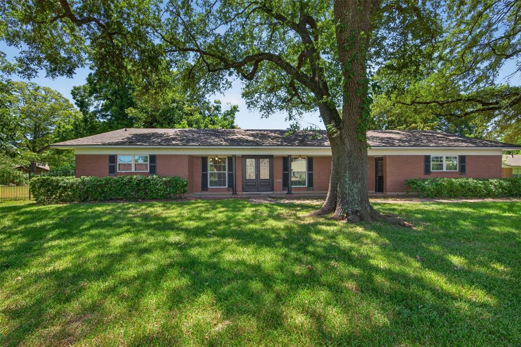 2224 Brownlee Road — photo
