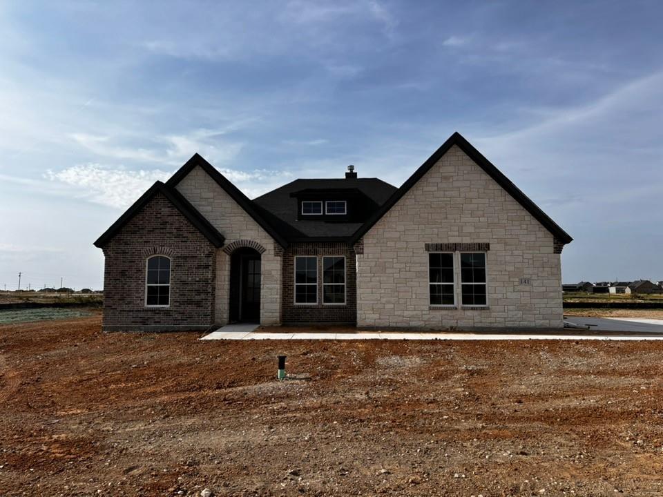 141 Pheasant Run Drive — photo