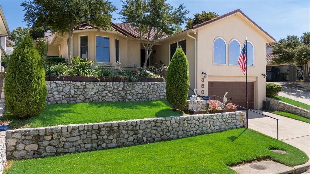 3605 Highpoint Drive — photo