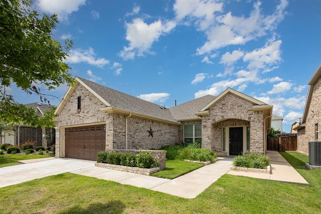 1572 Cedar Crest Drive — photo