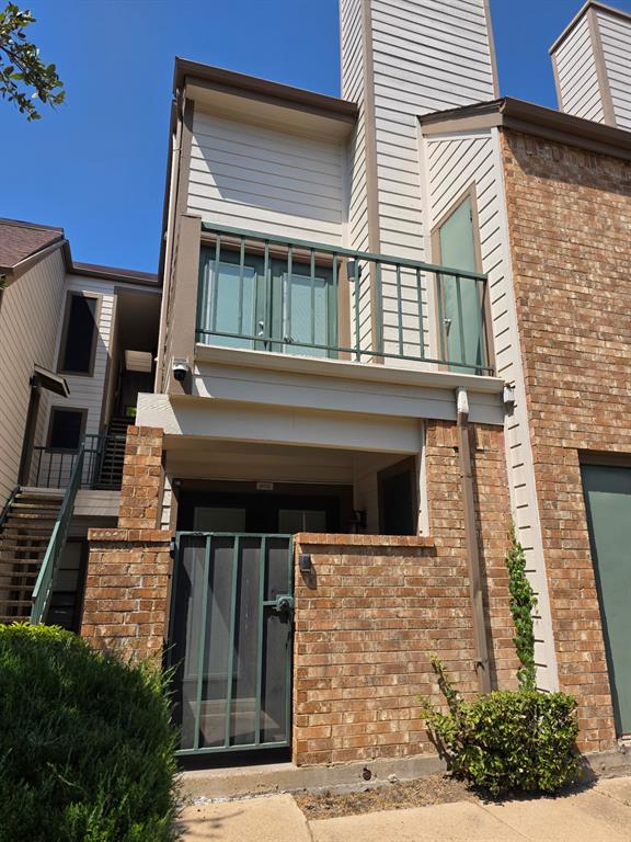 2301 Balsam Drive M202 — photo