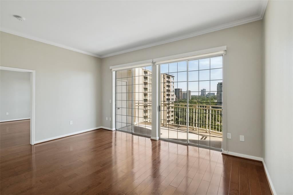 3225 Turtle Creek Boulevard 1111 — photo
