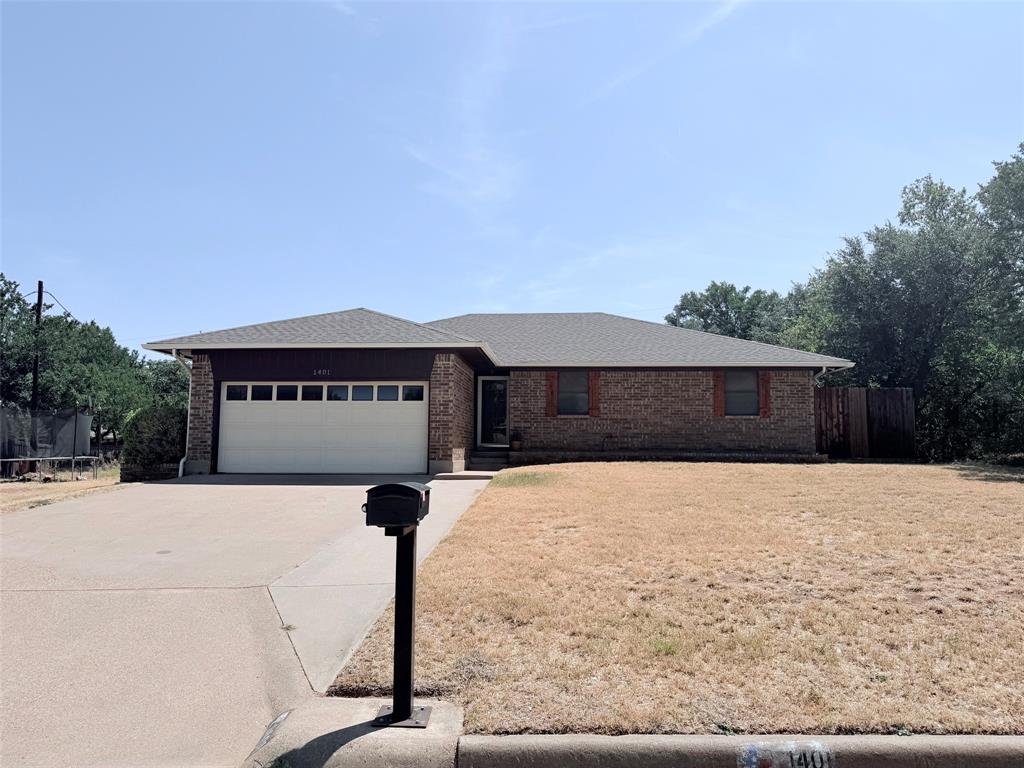 1401 Preston Trail Court — photo
