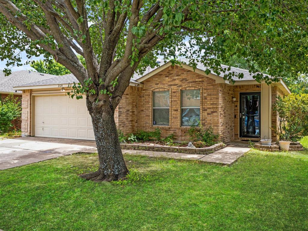 2120 Shawnee Trail — photo