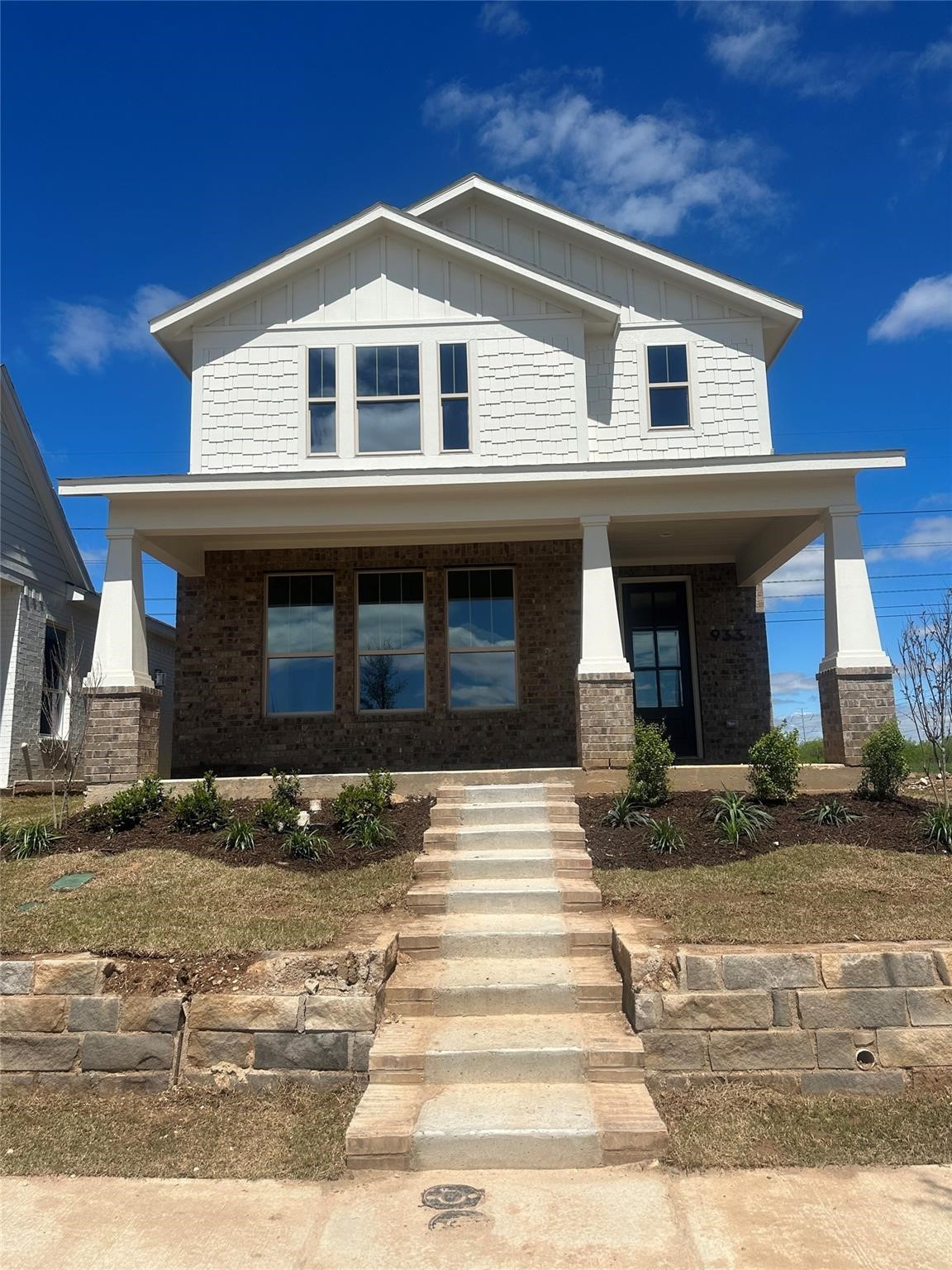 933 Carnation Drive — photo