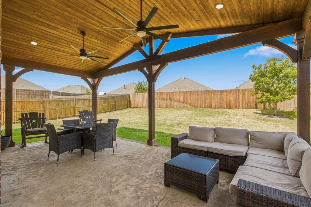 11217 Shady Meadows Way — photo