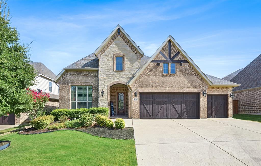 1116 Broadmoor Way — photo