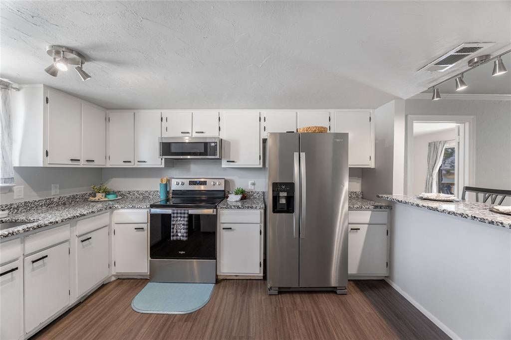 108 Harbor Drive 204 — photo