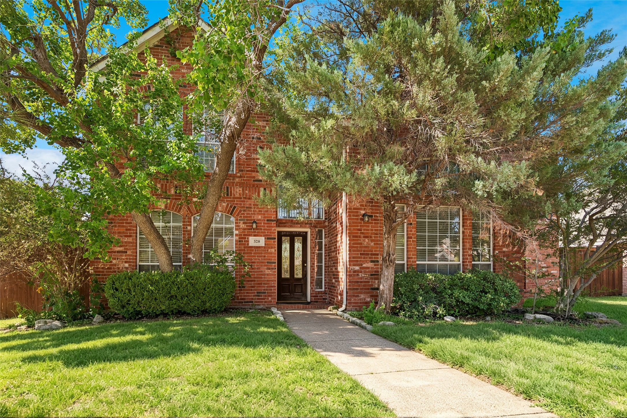 528 Blackfield Drive — photo
