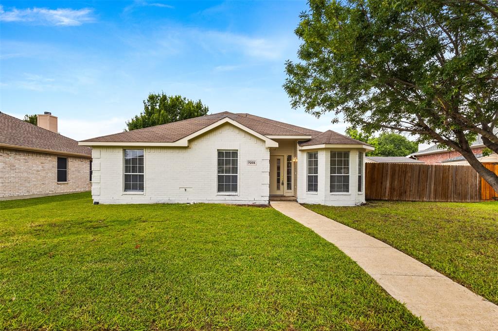 7205 Airline Drive — photo