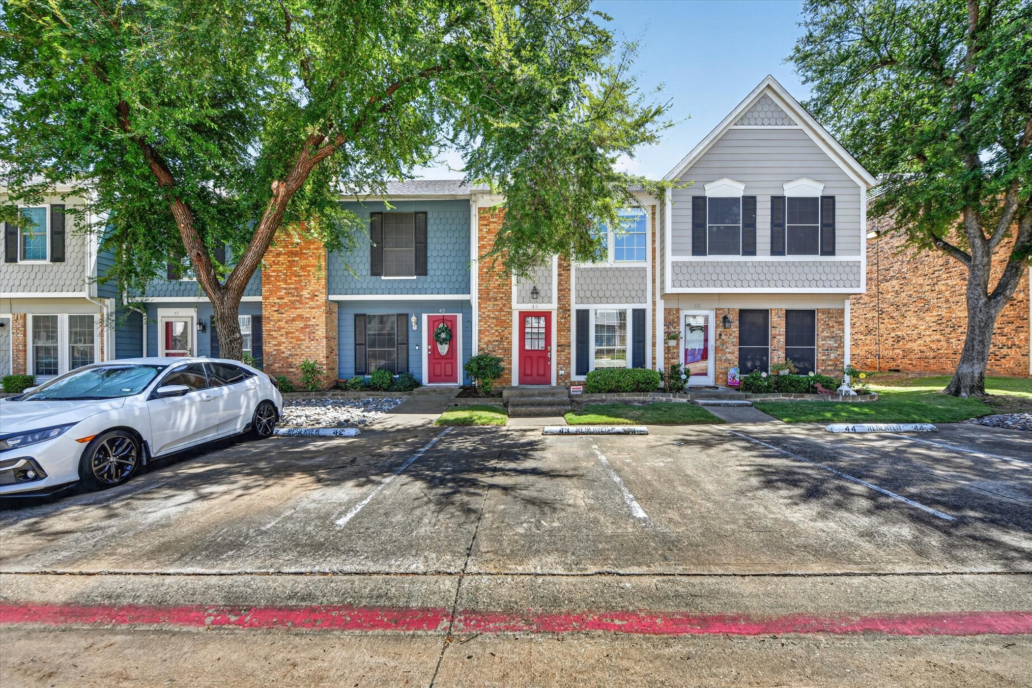 43 Abbey Road, Euless, TX 76039 — photo 3