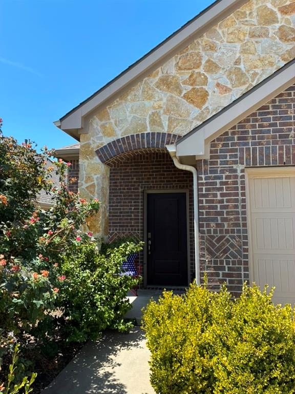 2729 Pease Drive — photo