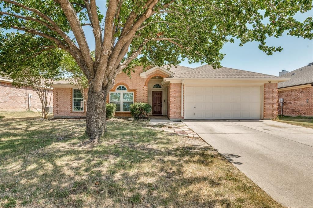 540 Cambridge Drive — photo
