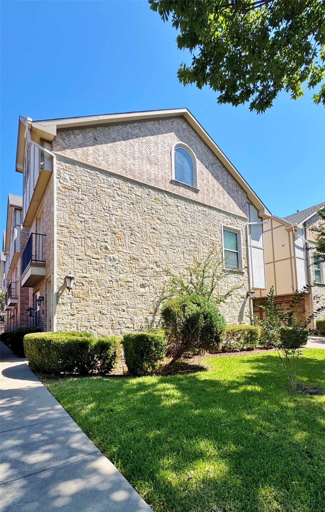 4148 Grassmere Lane Unit 3a — photo