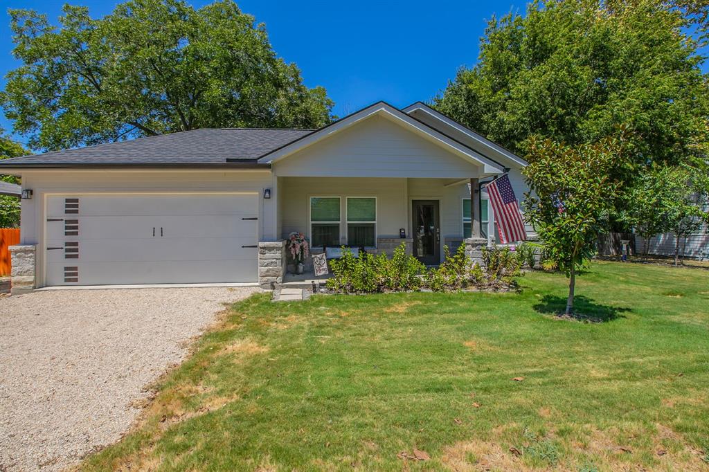 114 Goodwin Lane — photo