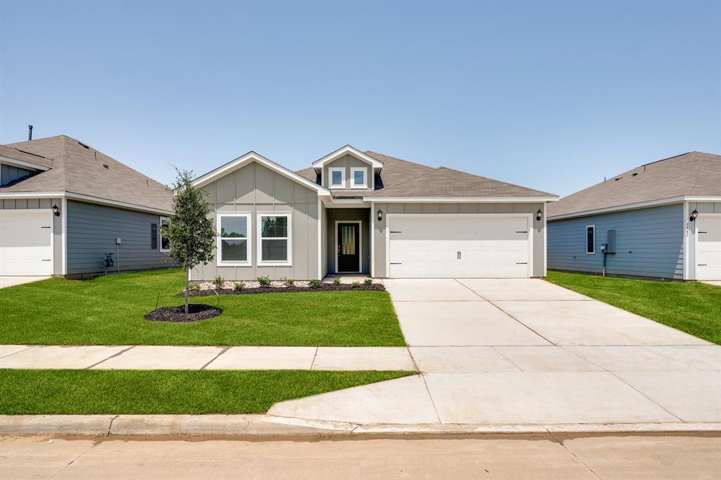 1609 Harvester Drive — photo