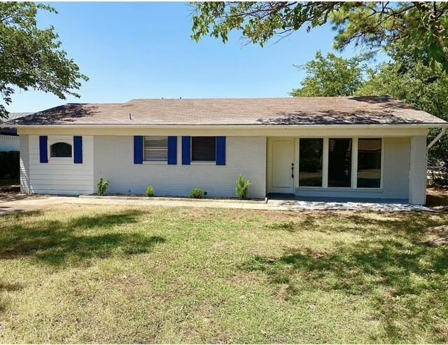 512 Sally Lane — photo