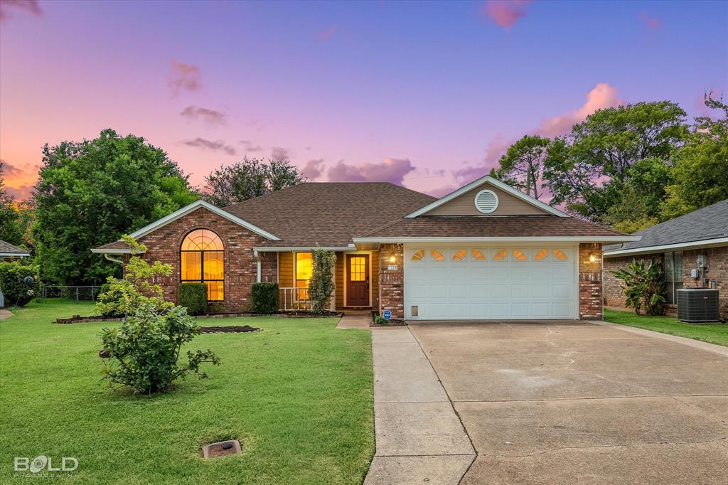 310 Brownlee Circle — photo