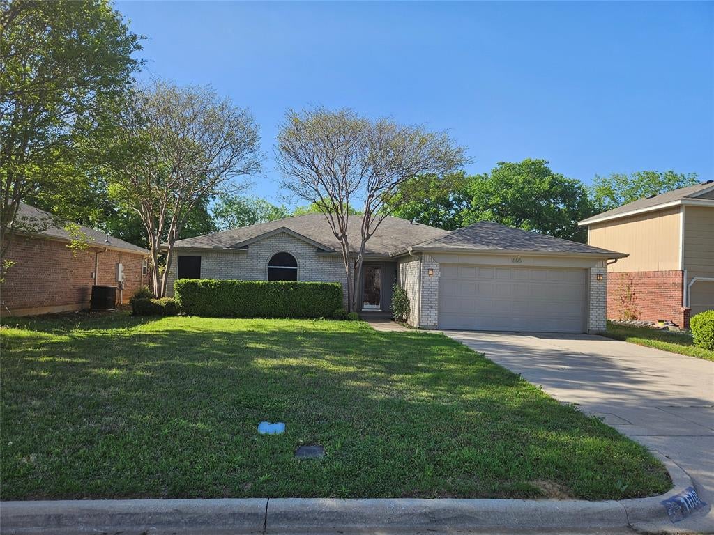 1608 Merritt Drive — photo