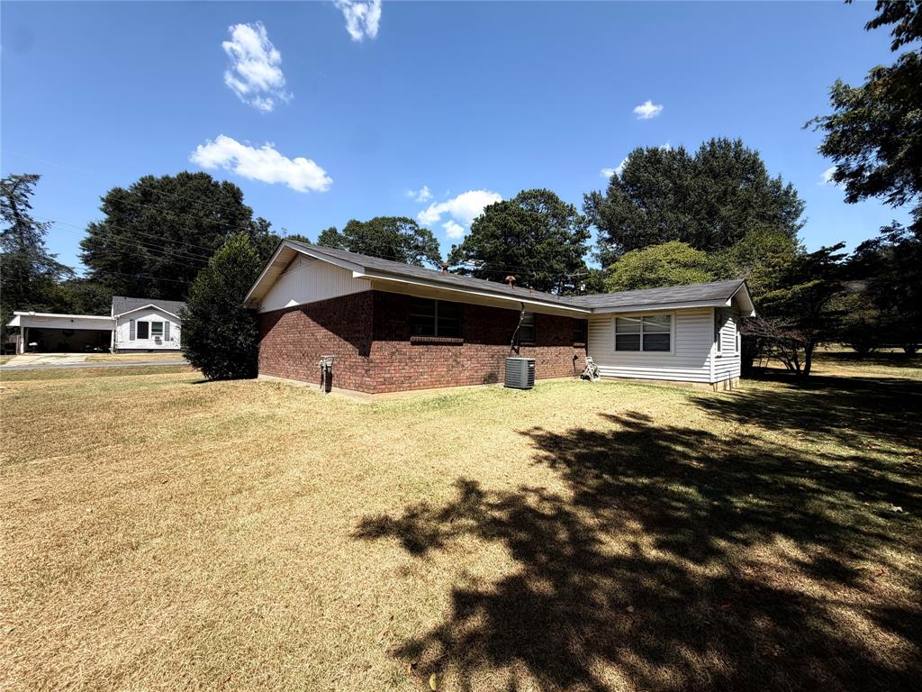 803 spring st, SPRINGHILL LA 71075 — photo 2