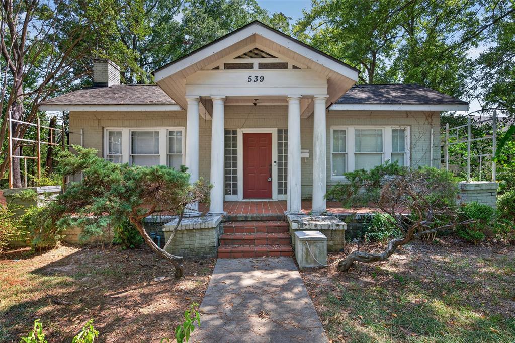 539 Robinson Place — photo