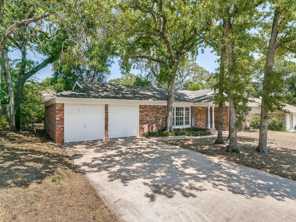 612 Forest Lane — photo