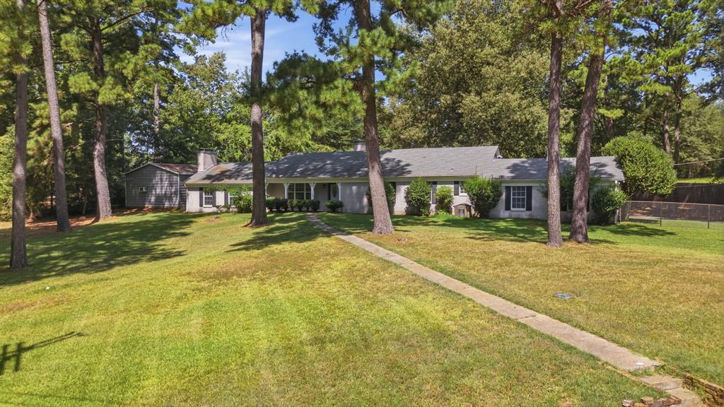 1316 Pine Hill Drive — photo