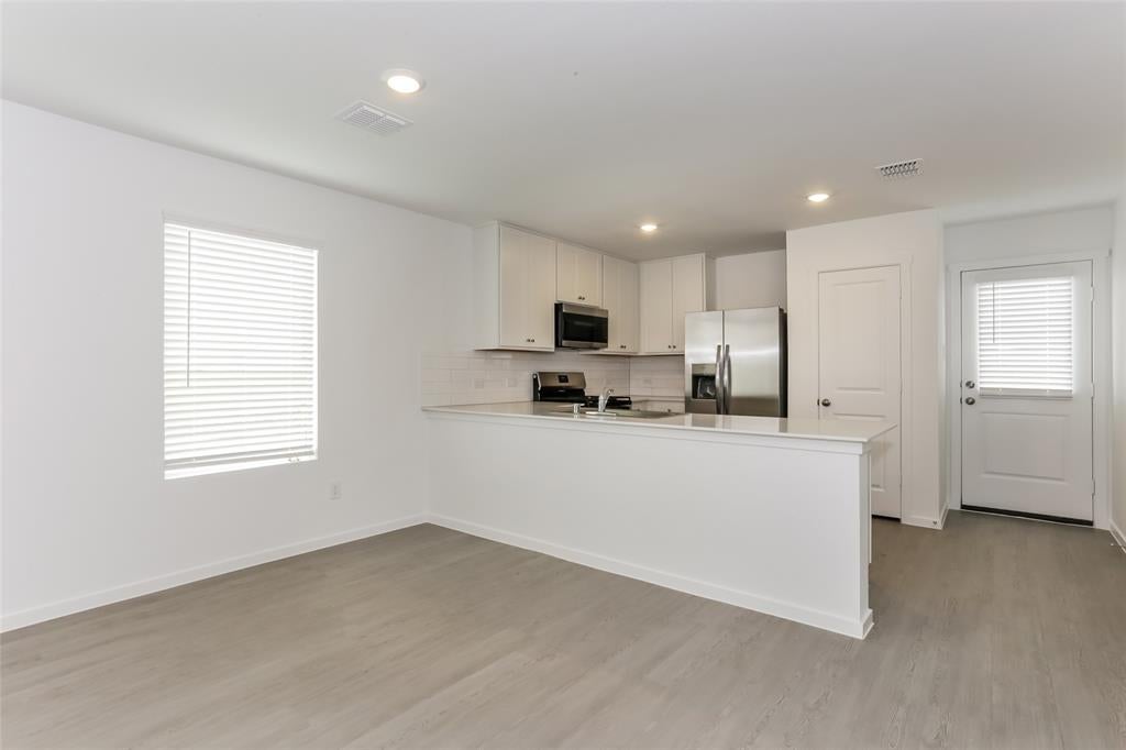 15200 Grappling Irons Lane — photo