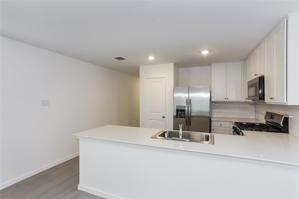 15233 Rangeland Road — photo
