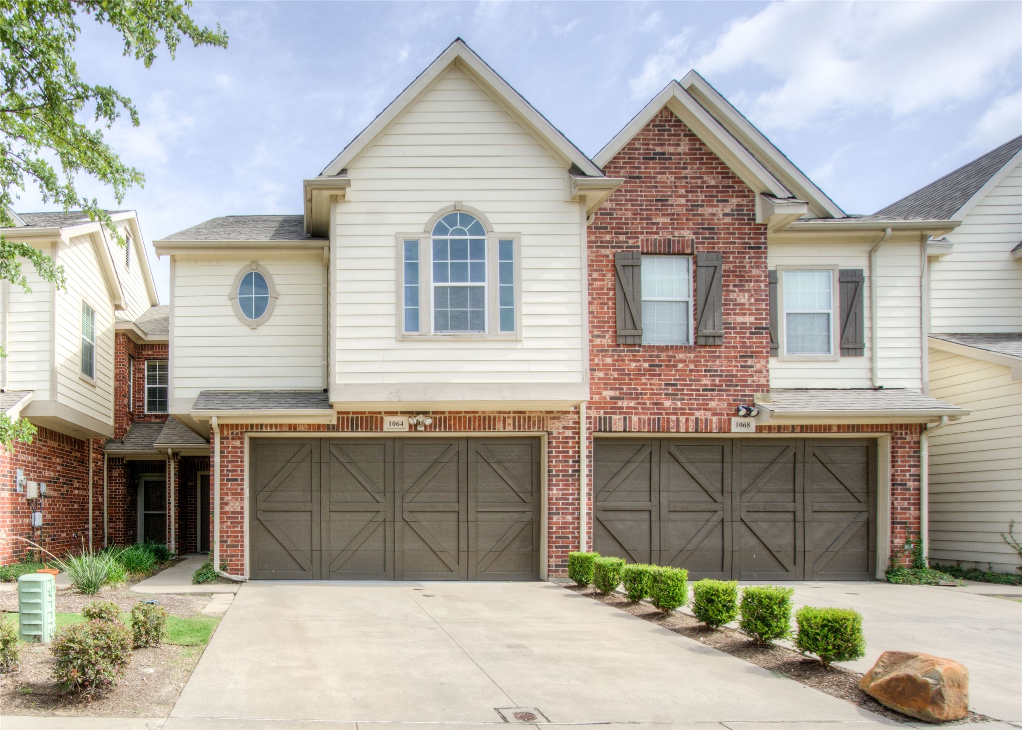 1064 Colonial Drive — photo
