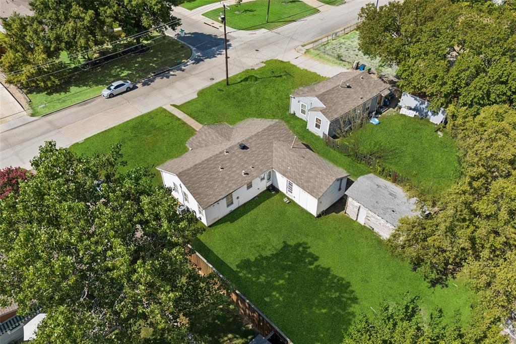809 E Wall Street, Grapevine, TX 76051 — photo 3