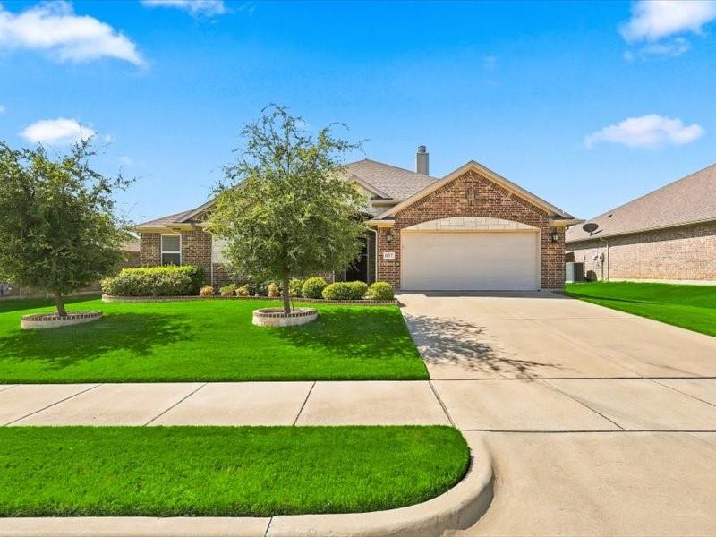 637 Piper Drive — photo
