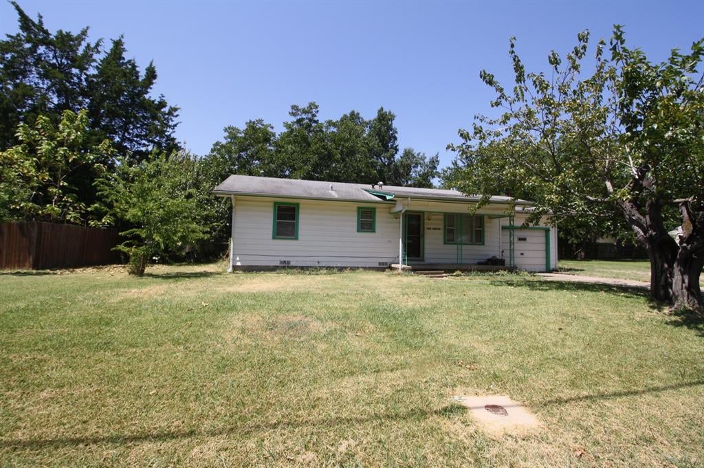 306 S Austin Street — photo
