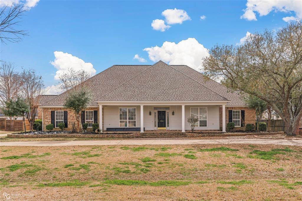 304 Tealwood Drive — photo
