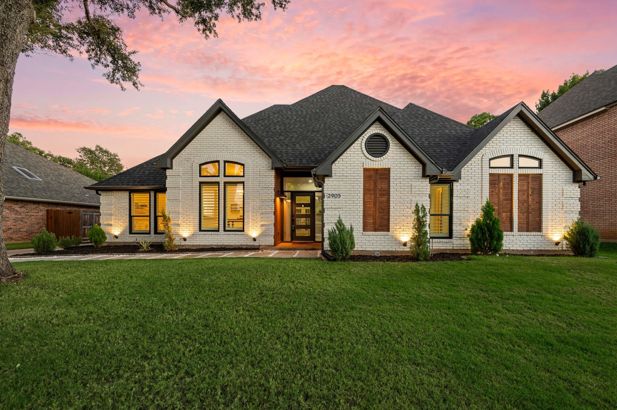 2905 Crestline Drive — photo