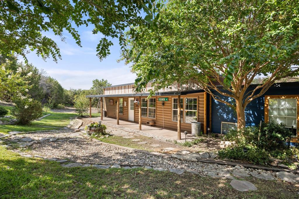 1393 Shady Oaks Circle — photo