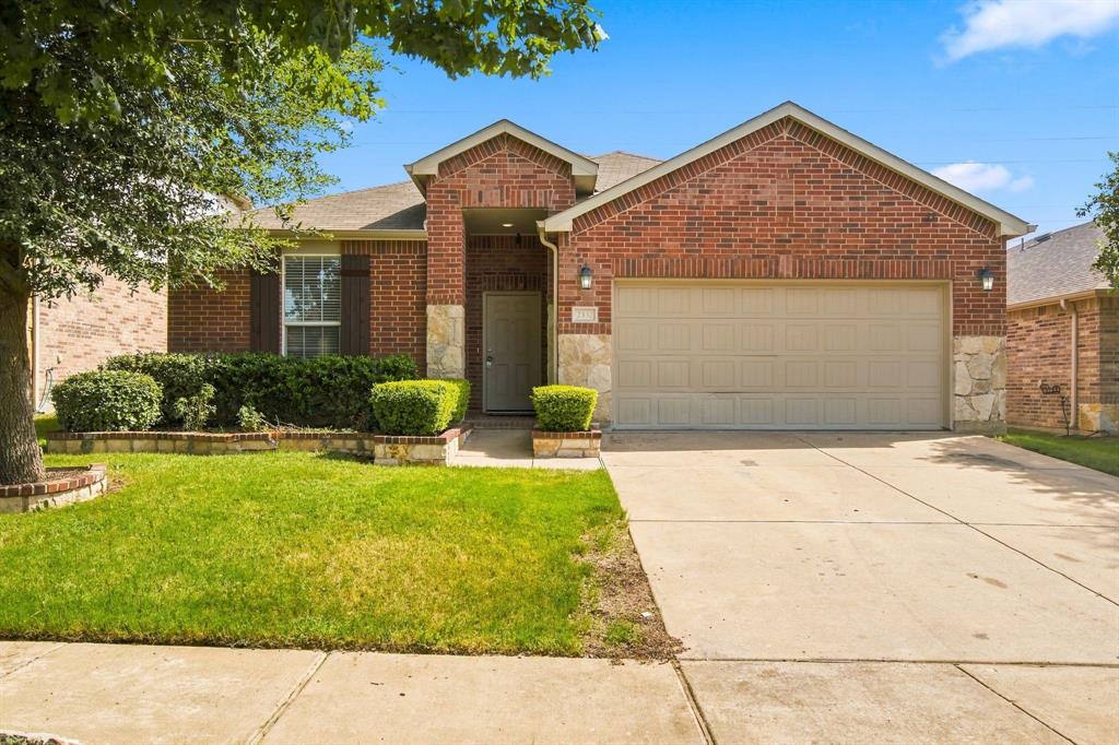 2332 Angoni Way — photo