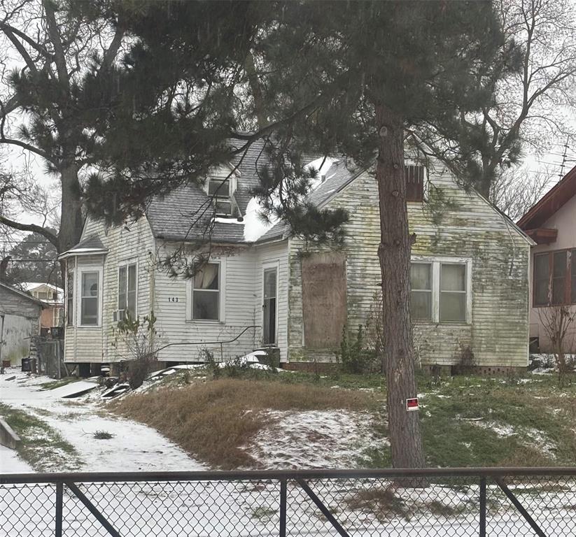 143 Lister Street — photo