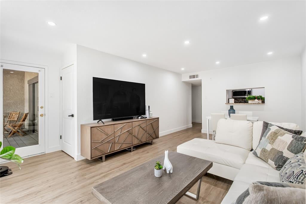 4541 N O Connor Road 2243 — photo