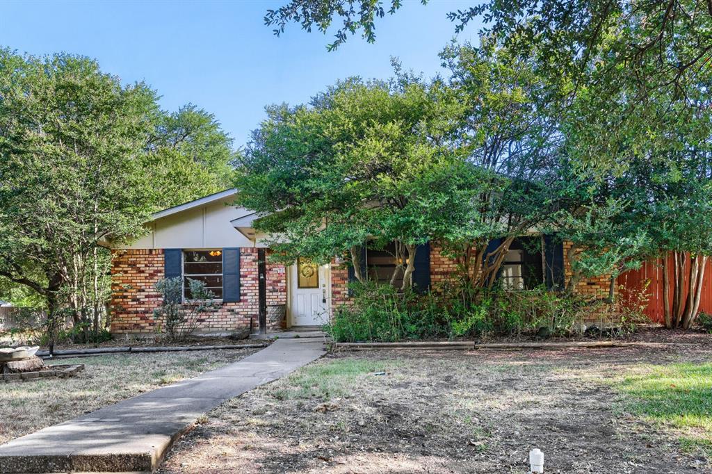 1309 Whitehall Drive — photo